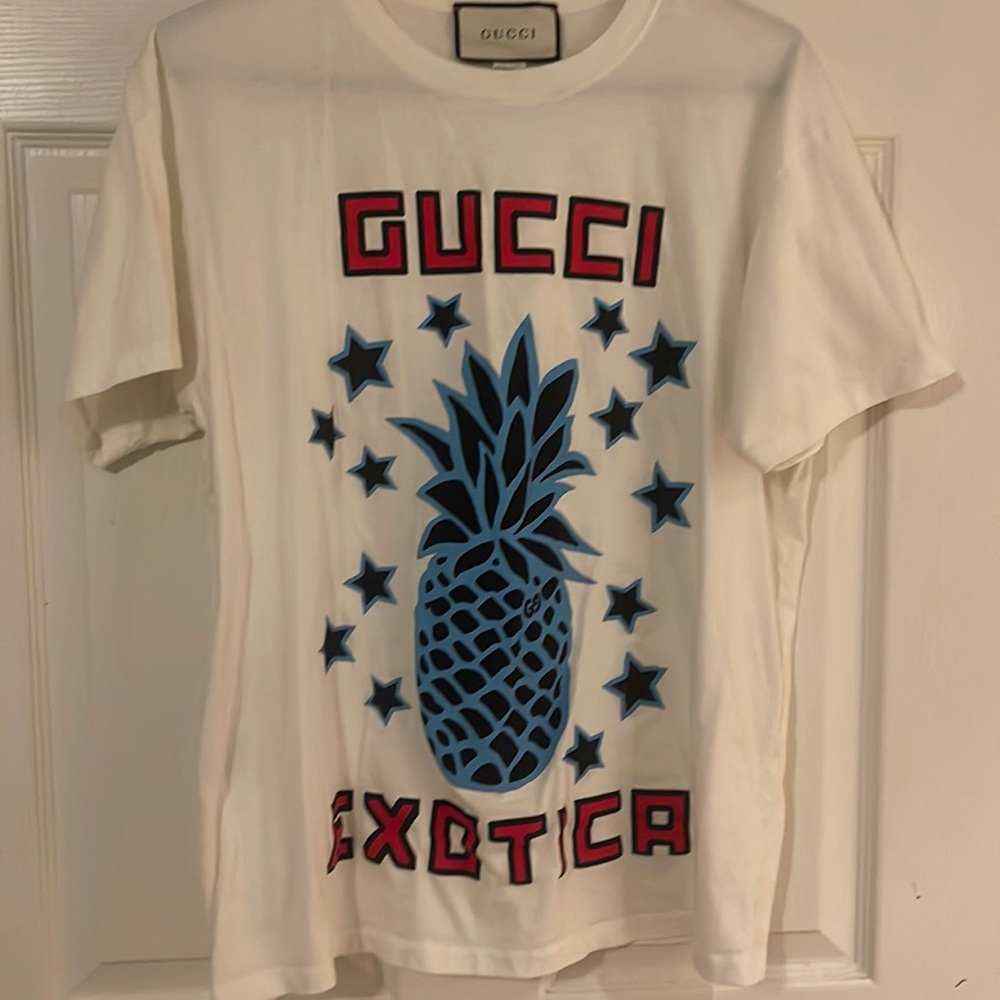 Used Authentic Gucci shirt Women / Men